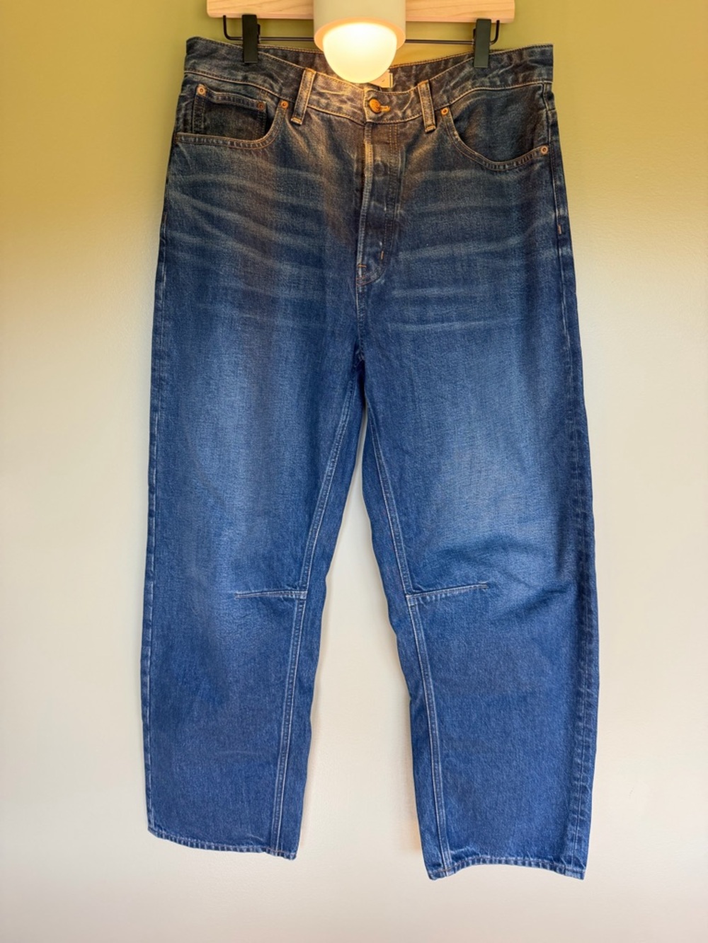 Women’s Madewell The Curvy Darted Barrel- Leg Jean 30T 100% cotton, button fly